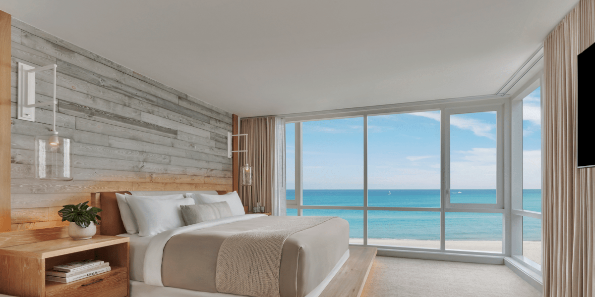 Ocean Front 1 Bedroom Suite with Balcony